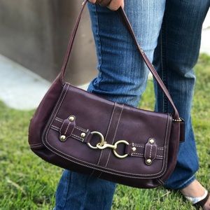 COACH PLUM LEATHER GOLD HARDWARE